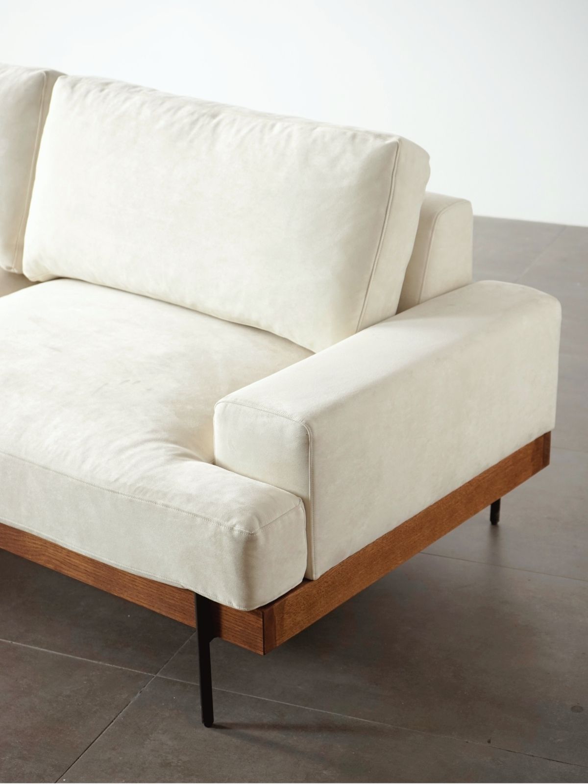 Nadine Frame Sofa, Oak-EMOH® ATELIER