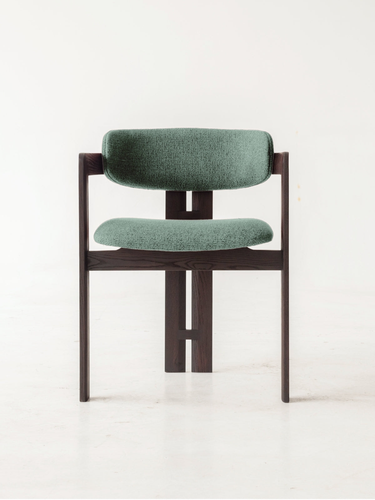 VALEN Armchair