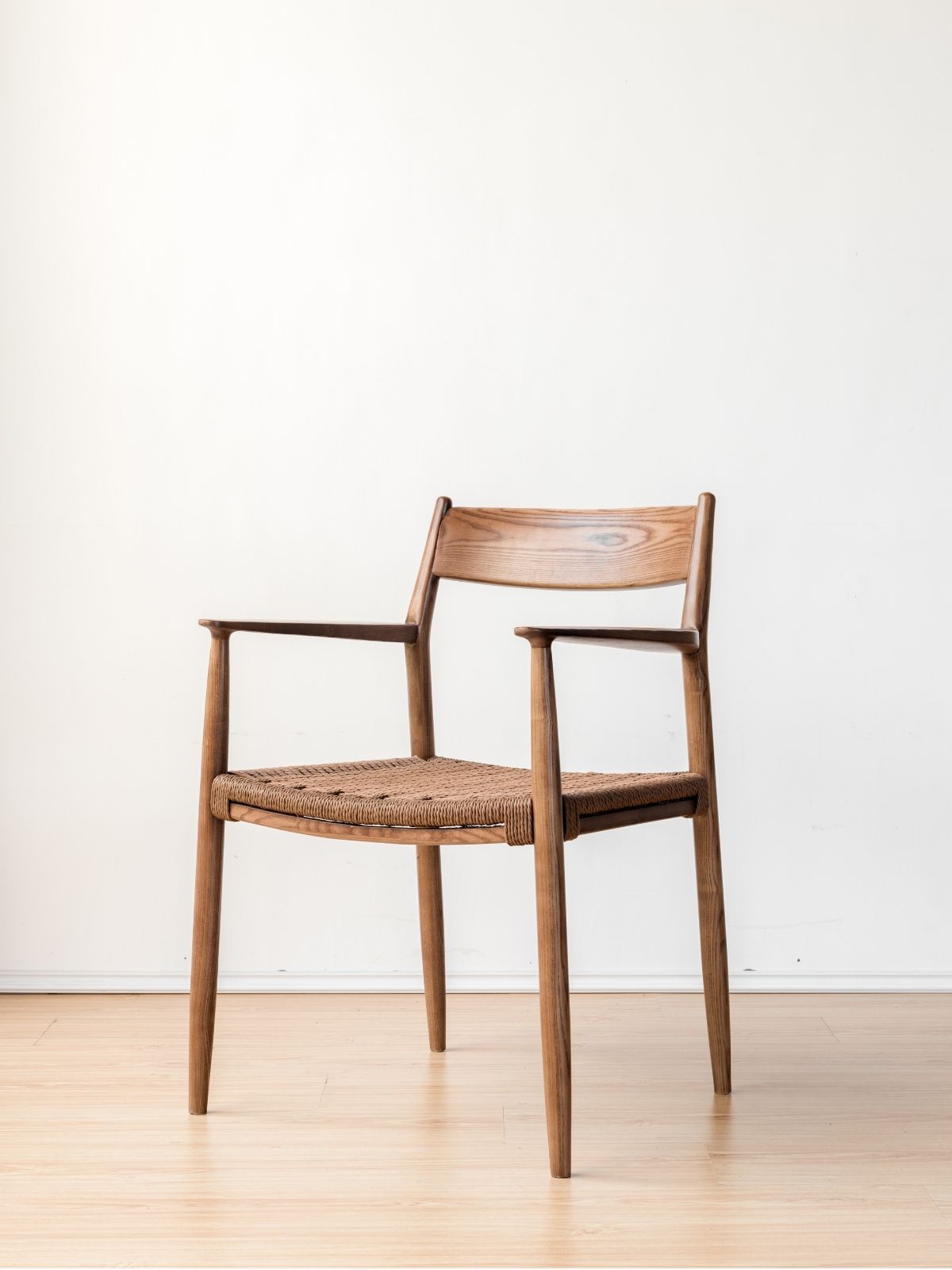 RIVO Armchair