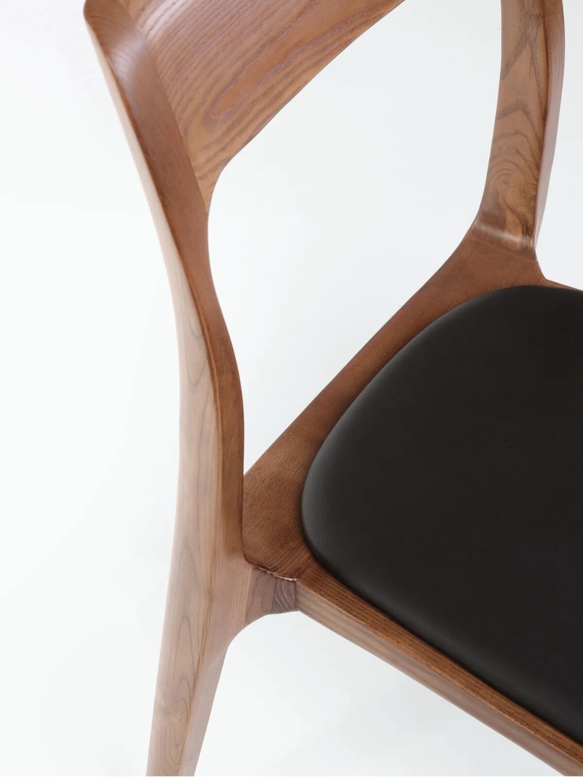 OAKI Chair, Walnut