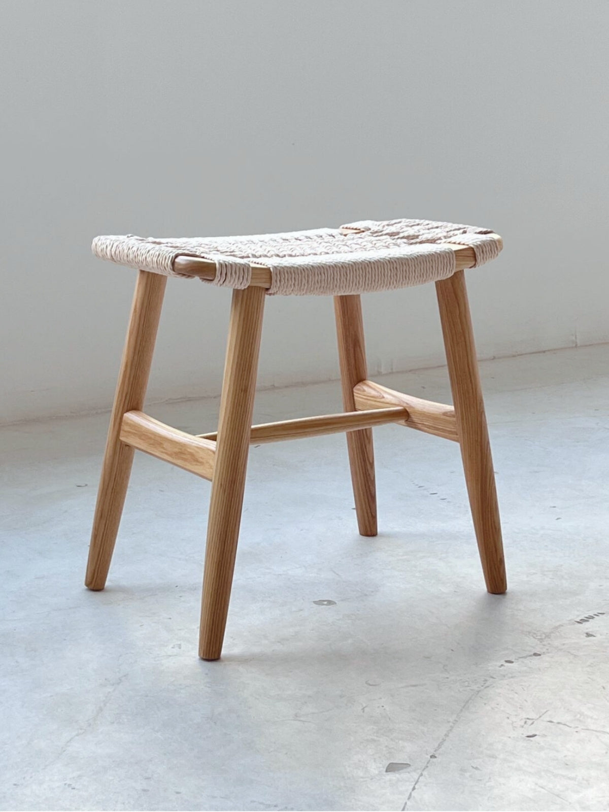 RIVO Stool