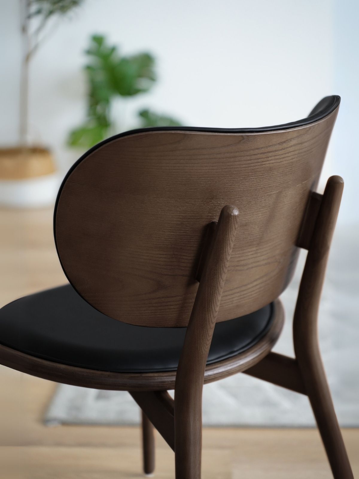 CAMBER dining chair, Natural Ash-EMOH® ATELIER