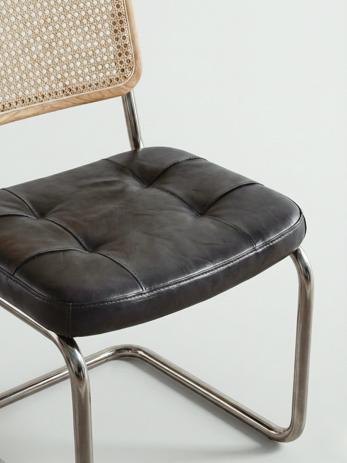 NICOLAS Leather Chair