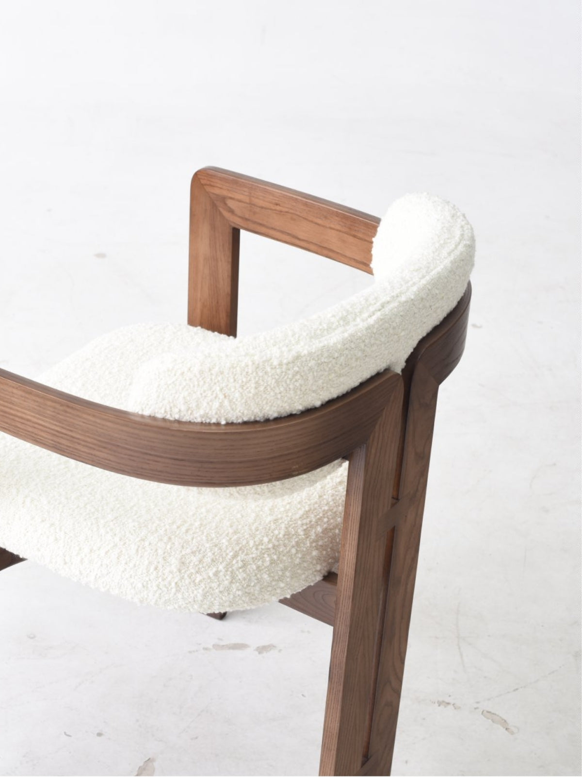 VALEN Armchair