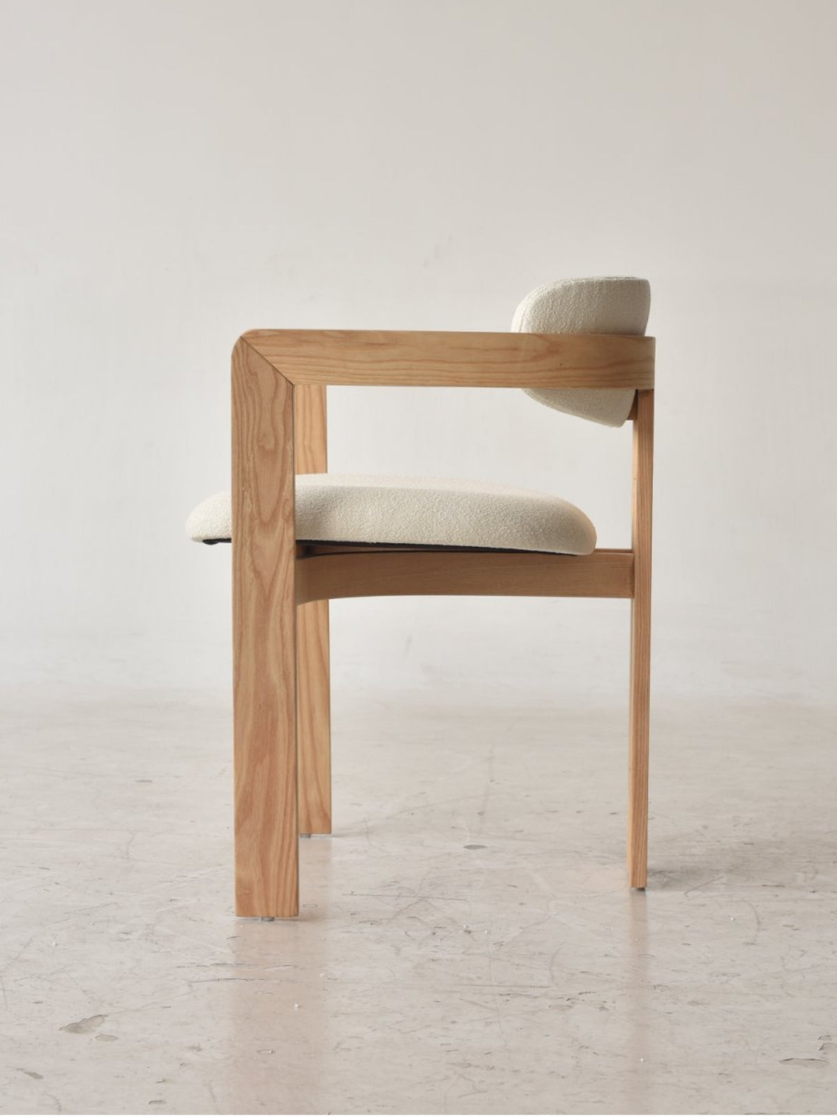 VALEN Armchair