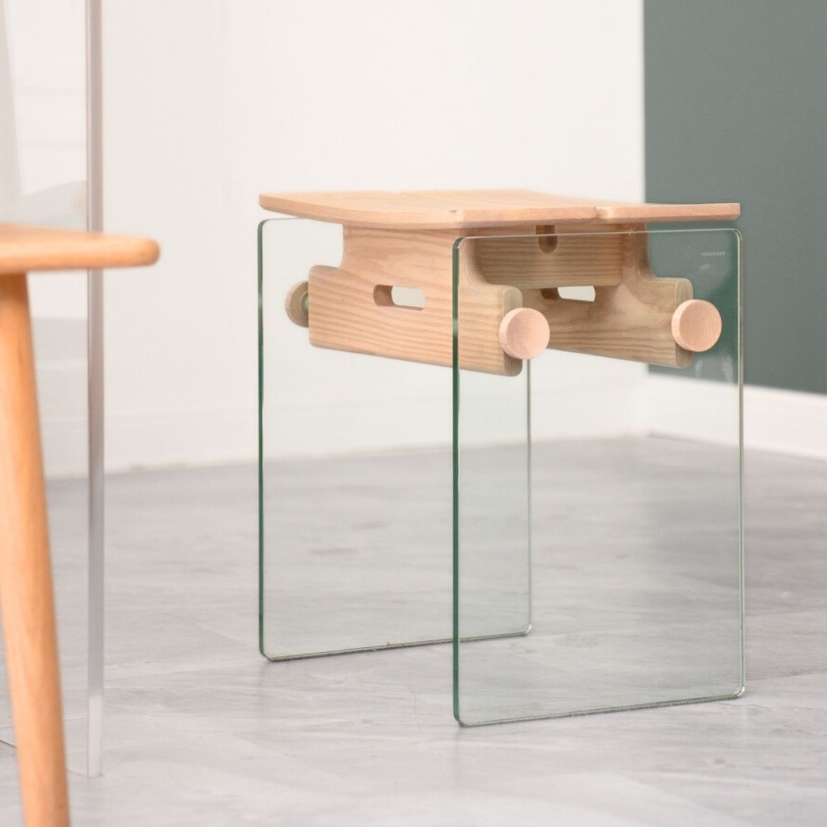 G Wood Stool, Teak-EMOH® ATELIER