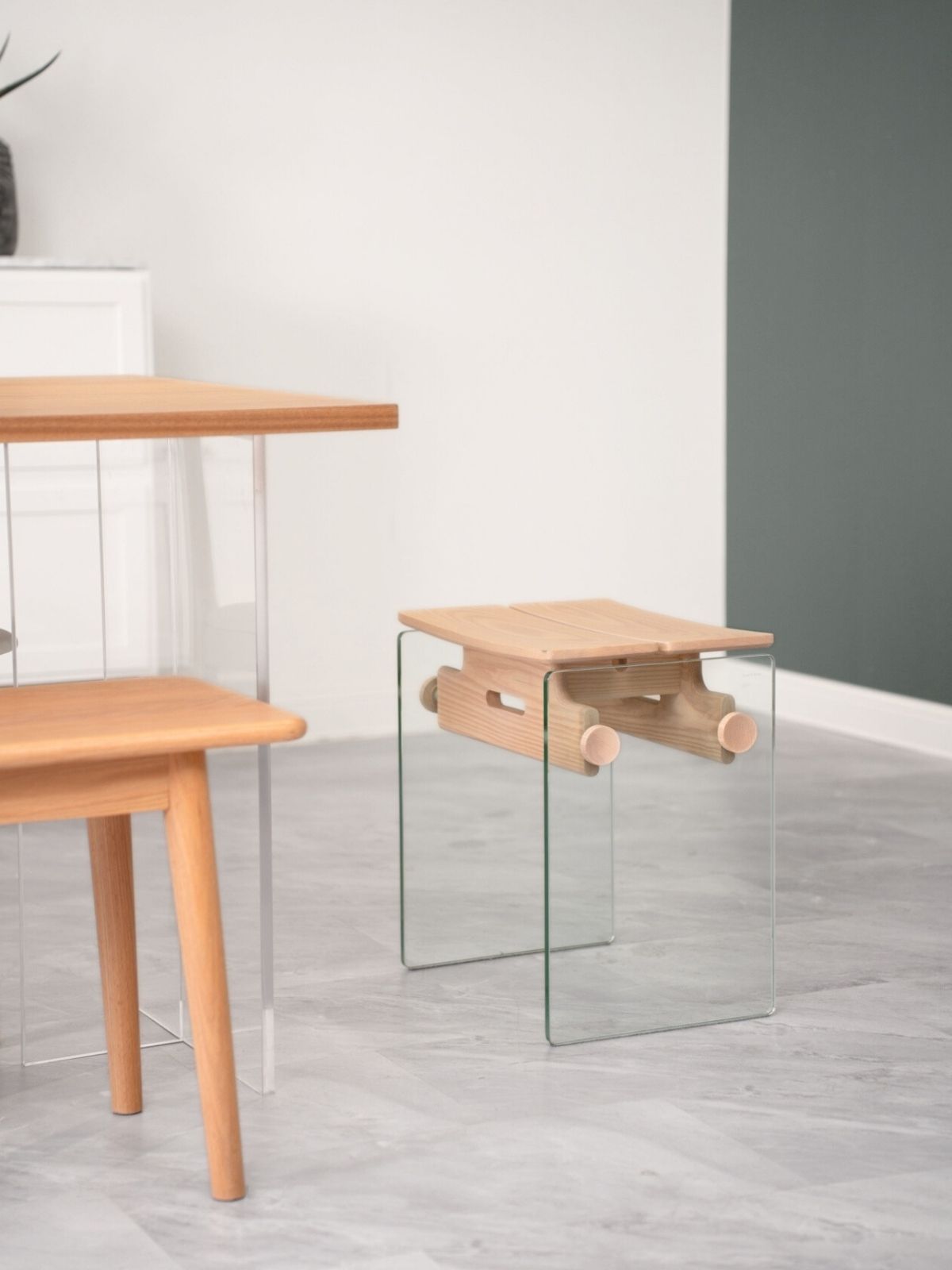 G Wood Stool, Teak-EMOH® ATELIER