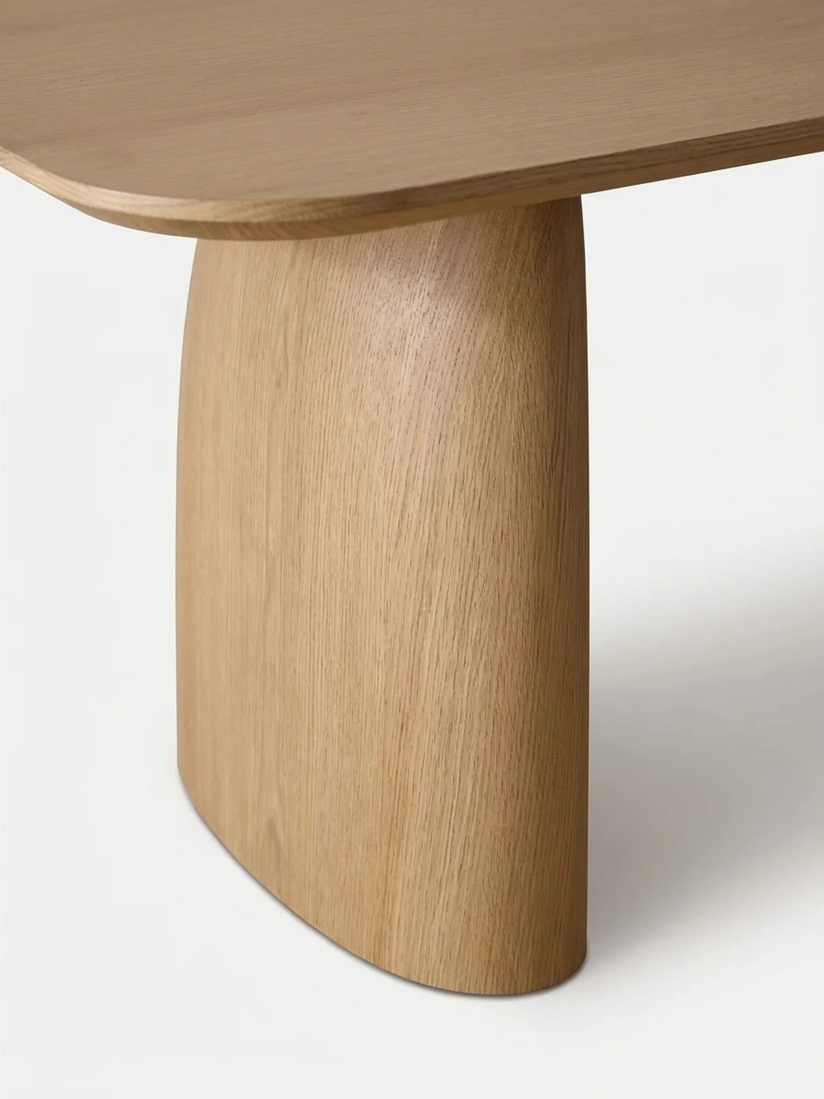 ALVA Dining Table